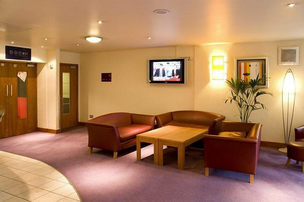 Premier Inn London Heathrow M4/J4 Χίλινγκτον Εξωτερικό φωτογραφία